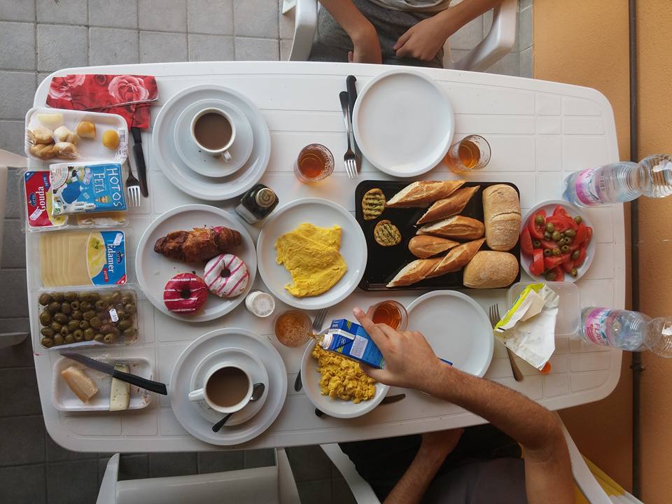 ארוחת בוקר איטלקית, בחופשה שלנו בצפון איטליה.